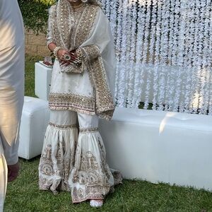 Women’s bridal Indian desi Pakistani gharara outfit size small wedding wear suit